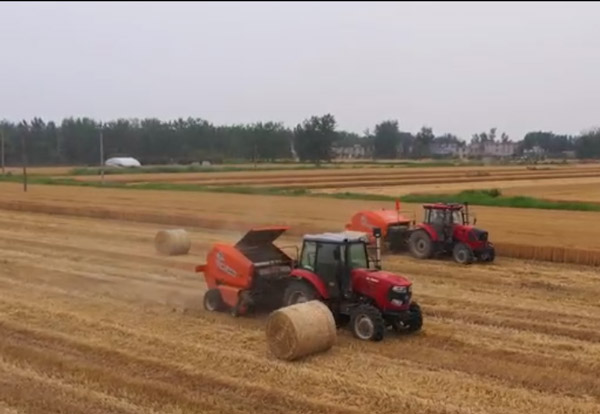 9YYD-1.25型圓捆機(jī)作業(yè)視頻